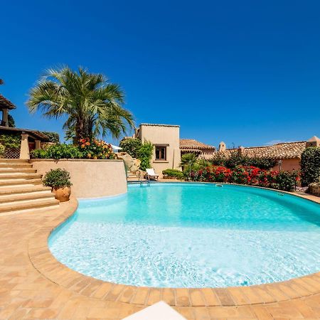 Holiday Home Erica 21 - Vista Village By Interhome Loiri Porto San Paolo Exterior foto