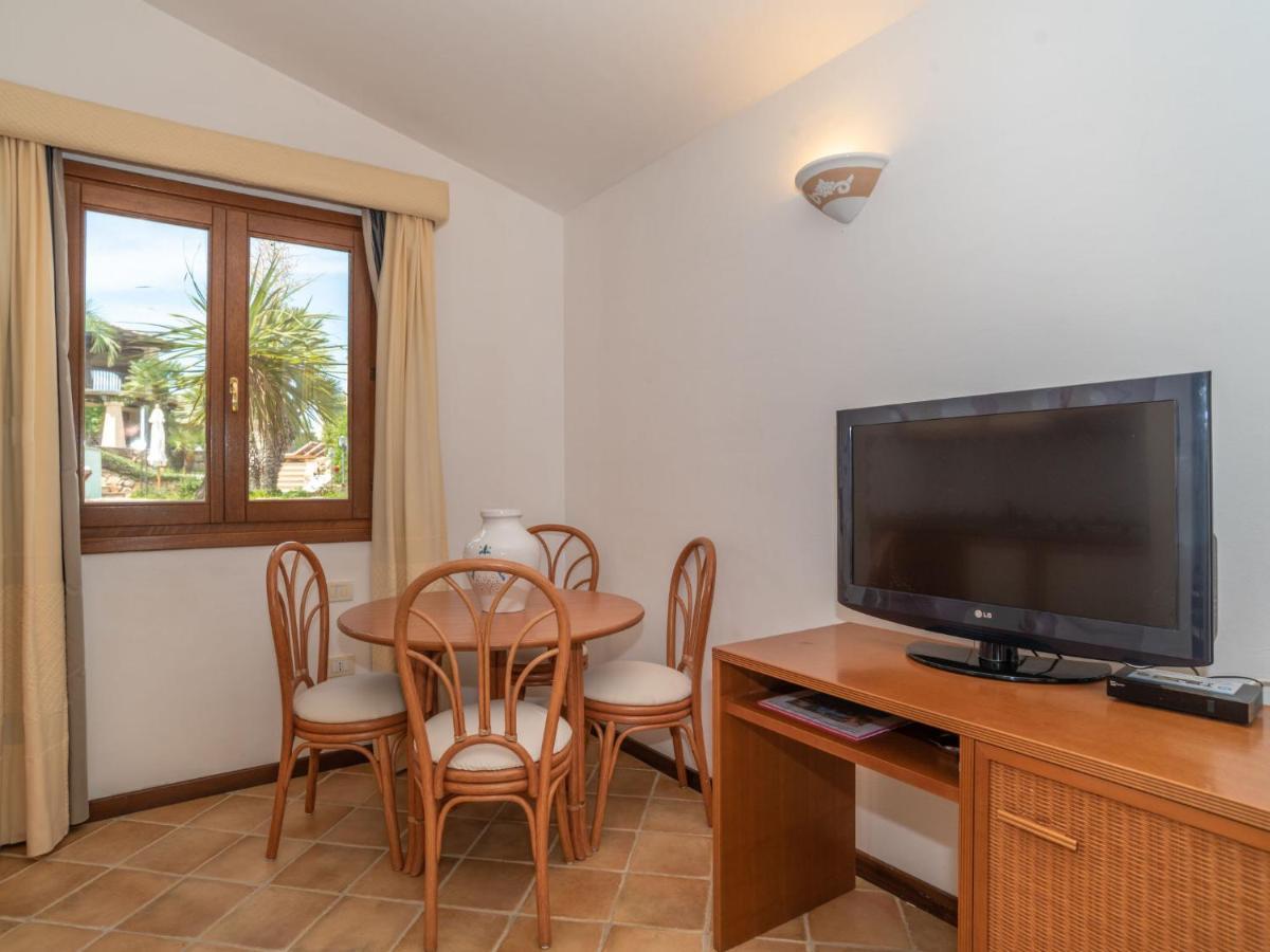Holiday Home Erica 21 - Vista Village By Interhome Loiri Porto San Paolo Exterior foto