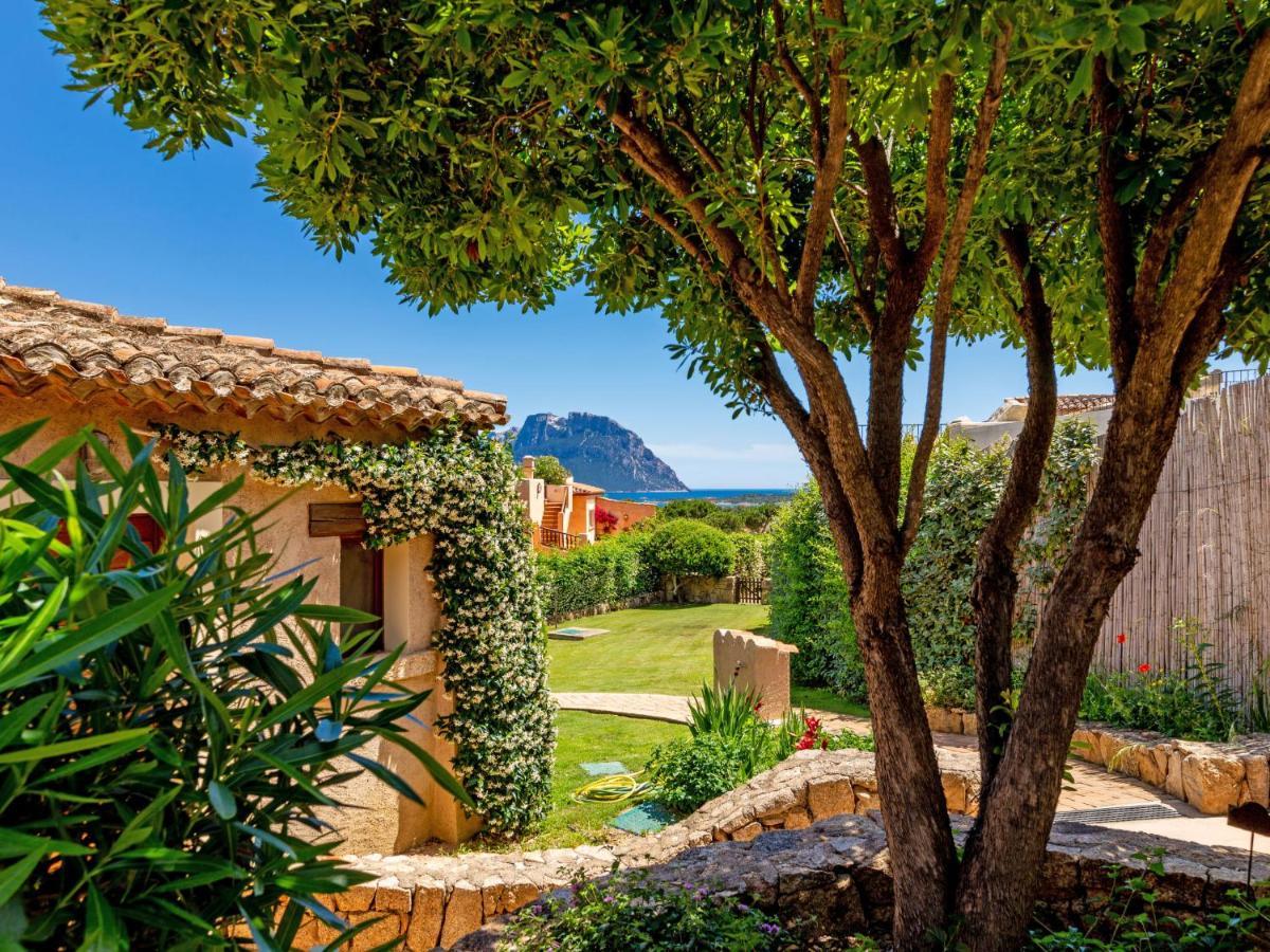 Holiday Home Erica 21 - Vista Village By Interhome Loiri Porto San Paolo Exterior foto